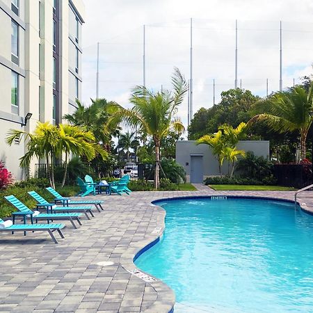 Home2 Suites By Hilton West Palm Beach Airport Cloud Lake Kültér fotó