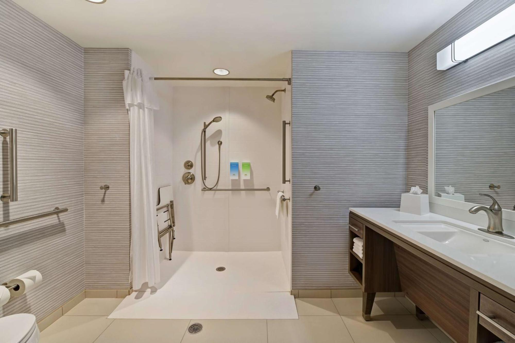 Home2 Suites By Hilton West Palm Beach Airport Cloud Lake Kültér fotó